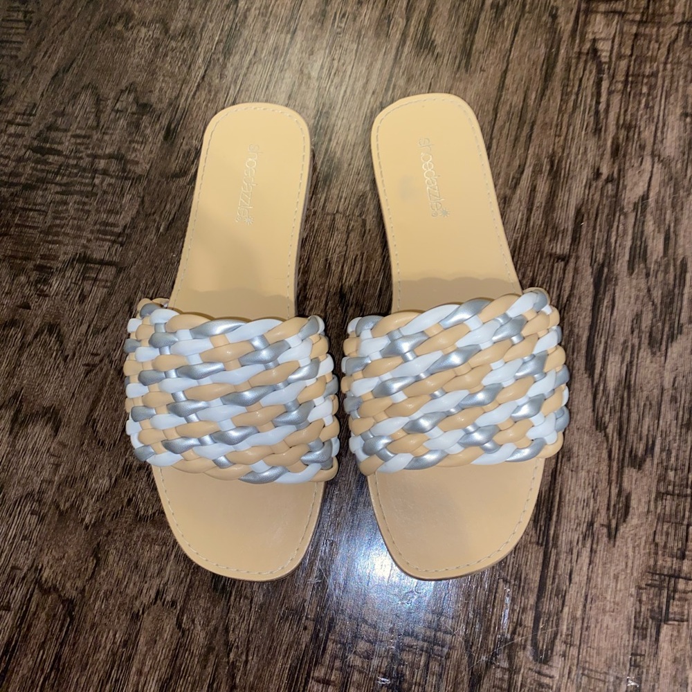 Slide sandals